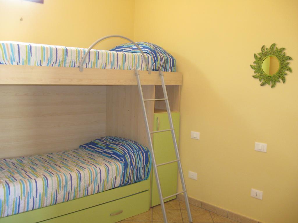 Rosy'S Apartments Trappeto  Bagian luar foto