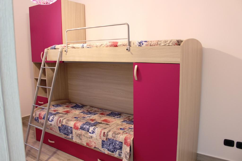 Rosy'S Apartments Trappeto  Bagian luar foto