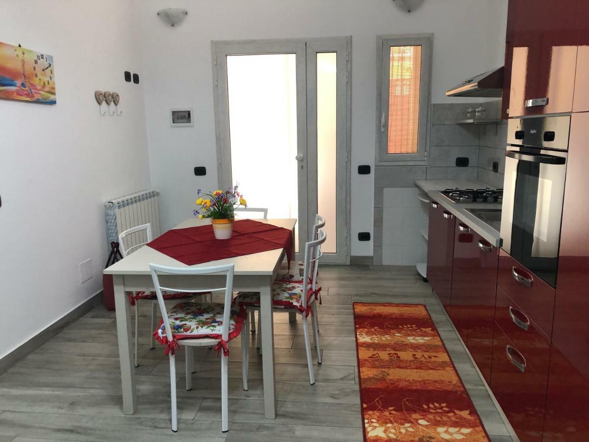 Rosy'S Apartments Trappeto  Bagian luar foto